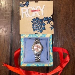 Roxy by Quiksilver Date Calendar Pink Quartz Silver Tone Watch Wristwatch